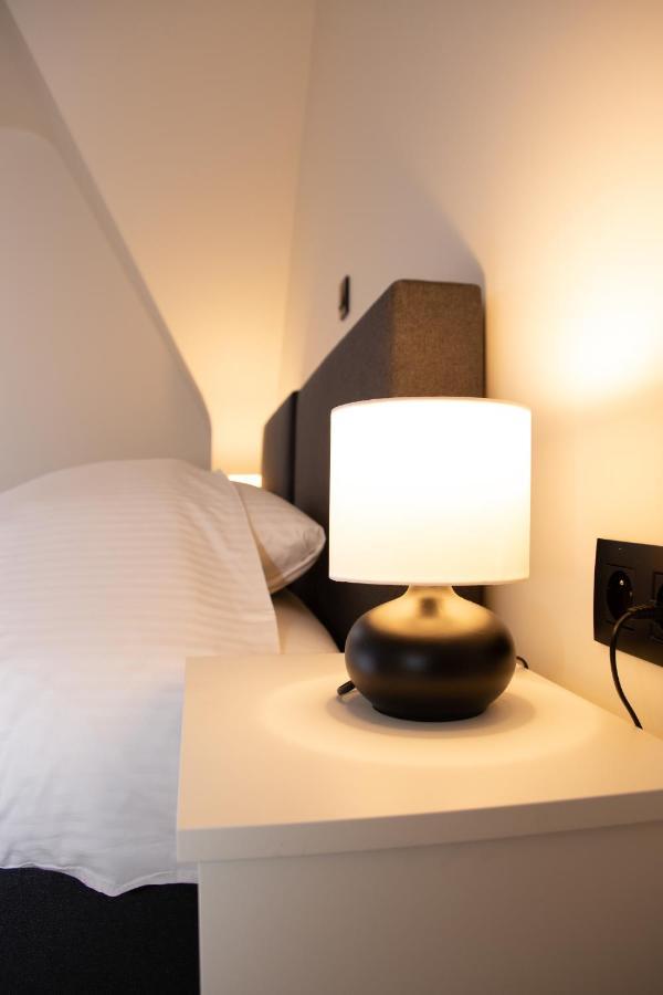 Hotel Swaenenburg Oostrozebeke ภายนอก รูปภาพ