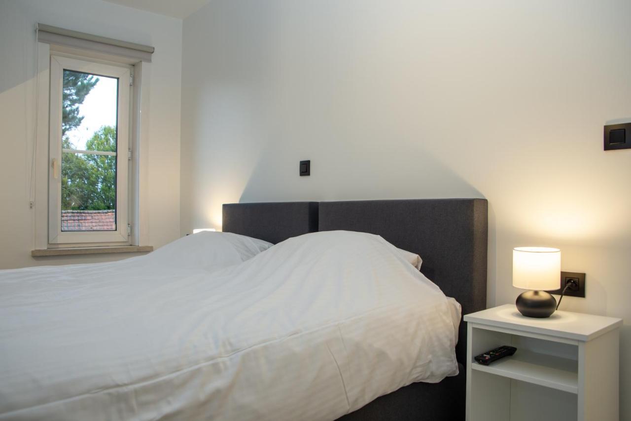 Hotel Swaenenburg Oostrozebeke ภายนอก รูปภาพ